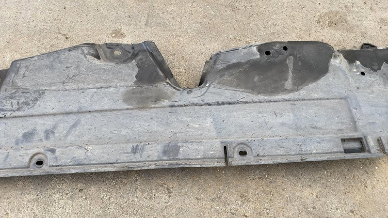 2011-2018 Porsche Cayenne Right Underbody Splash Shield Guard Assembly