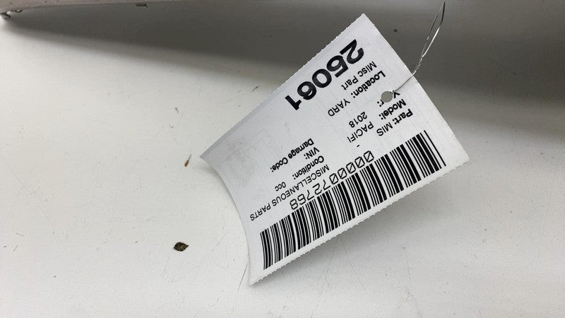 5RJ07TRMAF ⭕2017-2024 Chrysler Pacifica Rear Left Side D-Pillar Trim Cover Panel 5RJ07TRMAF