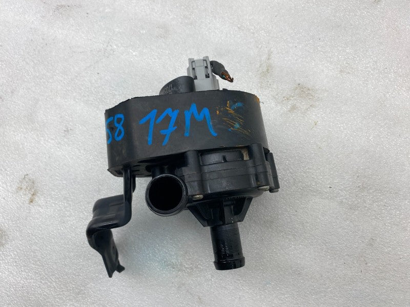 1057235 00 F 2016-2021 Tesla Model S MS Auxiliary Coolant Water Pump Assembly 105723500F Used