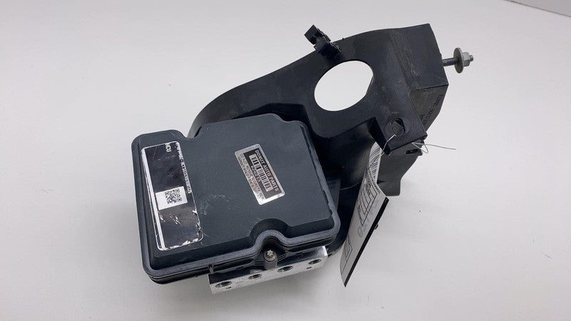 125074110 B 2024 2025 Tesla Cybertruck Anti Lock Brake ABS Pump Module Unit OEM 1250741-10-B