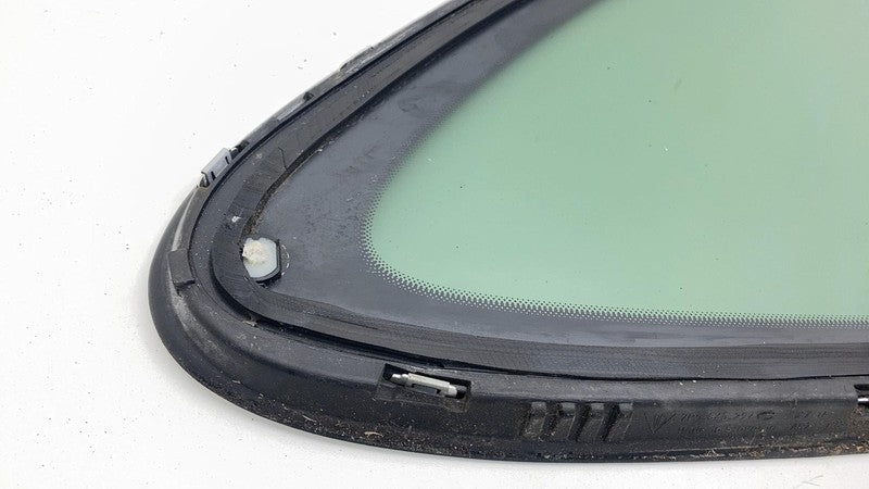 7P5845297 2011-2018 Porsche Cayenne Rear Driver Side Quarter Corner Window Glass Left LH