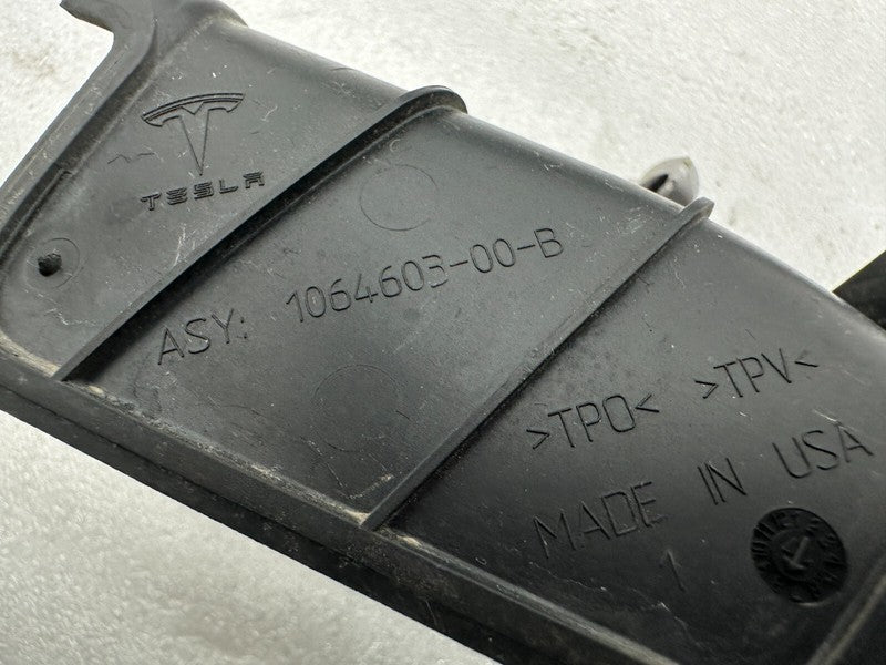 106460200B ⭕16-20 Model X Front Left/Right Bonnet Hood Hinge Trim 1064602-00-B/1064603-00-B