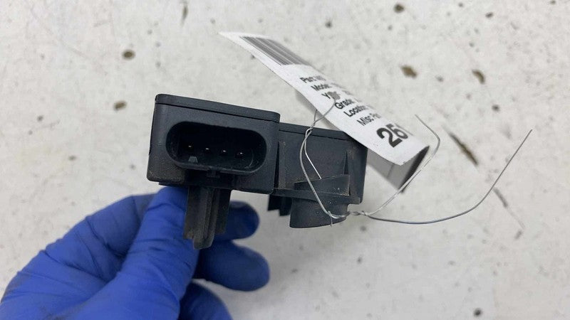 ⭕ 17-23 Tesla Model 3 Rear Bumper BCM Computer Body Control Module 109