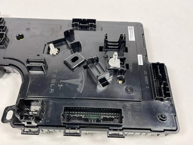 ⭕ 17-20 Tesla Model 3 Right Low Voltage Electronic Control Module 1100