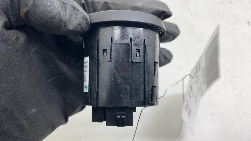 ⭕ 2017-2020 Maserati Levante Dash Instrument Panel Center Analog Clock