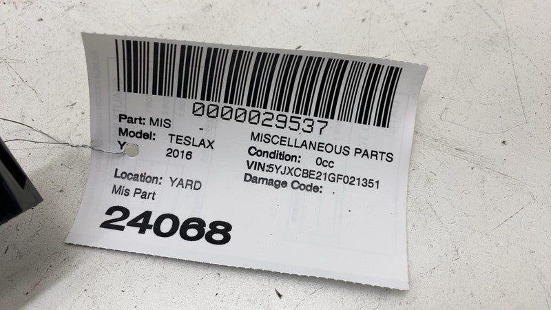 ⭕2016-2020 Tesla Model X Rear 2nd Row Seat Lower Rear Decorative Podiu