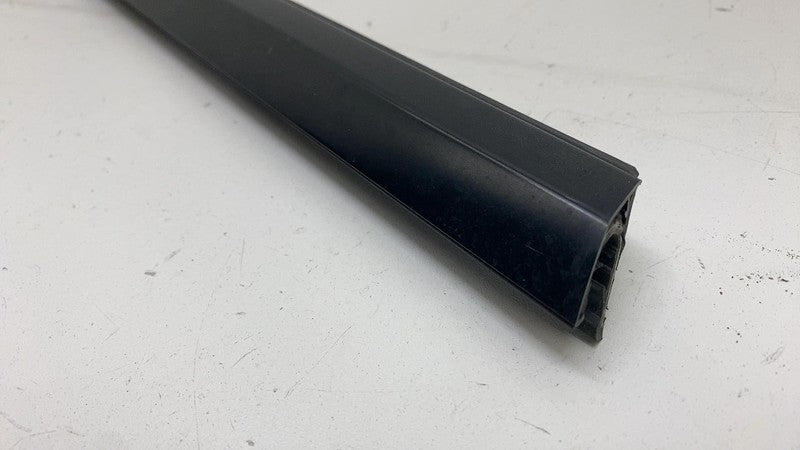 ⭕ 2020-2024 Tesla Model Y Front Right Door Window Outer Belt Assy 1495