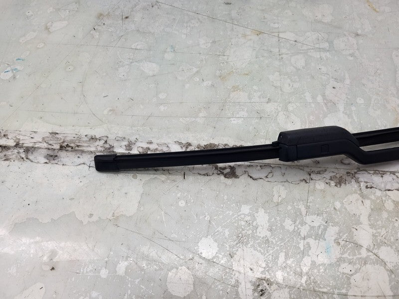 107672900A ⭕ 2017-2022 Tesla Model 3 Front Windshield Wiper Arm & Blade Right 1076729-00-A