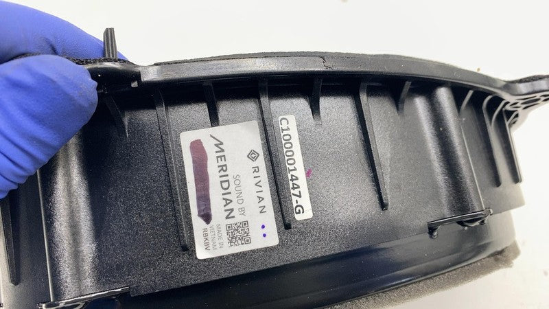 C100001447G ⭕ 22-24 Rivian R1T R1S Front Left or Right Door Audio Sound Speaker C100001447-G