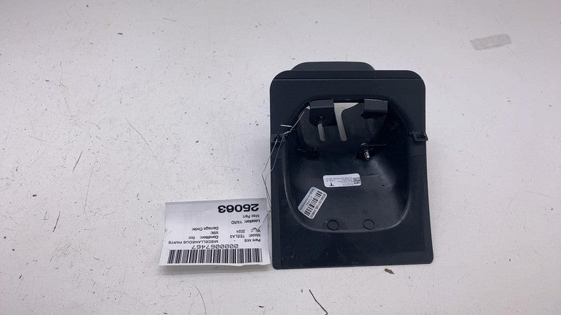 176809320A ⭕ 24-25 Model 3 M3 Instrument Panel Steering Column Upper Gap Hider 1768093-20-A