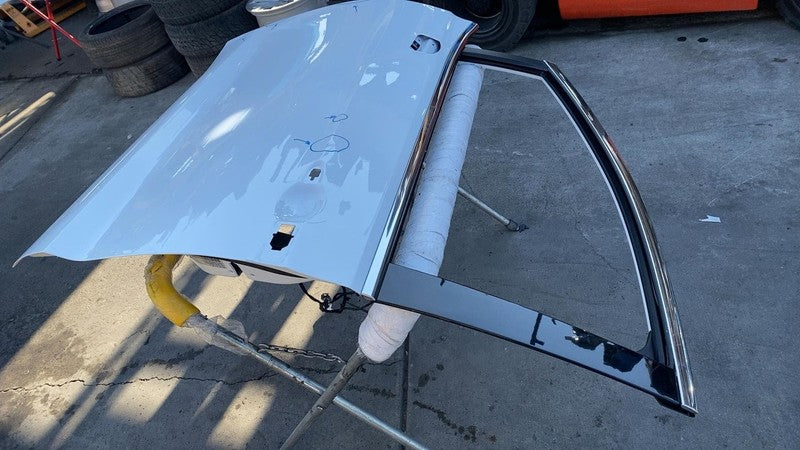 ⭕ 2017-2024 Chrysler Pacifica Front Driver Side Door Assembly Left LH