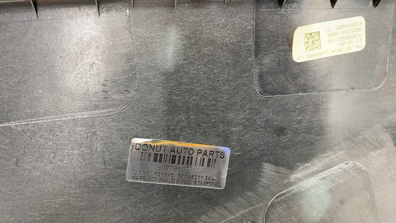 ⭕2017-2025 Chrysler Pacifica Rear Driver Side Sliding Door Panel Trim Cover Left