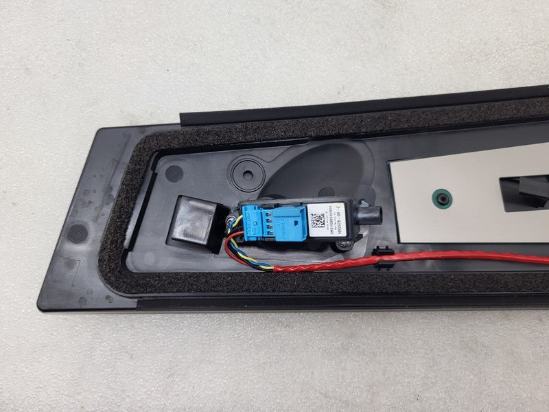 1100437 00 D ⭕ 17-23 Model 3 Driver Side B-Pillar Applique Glass w/ Camera Left 1100437-00-D