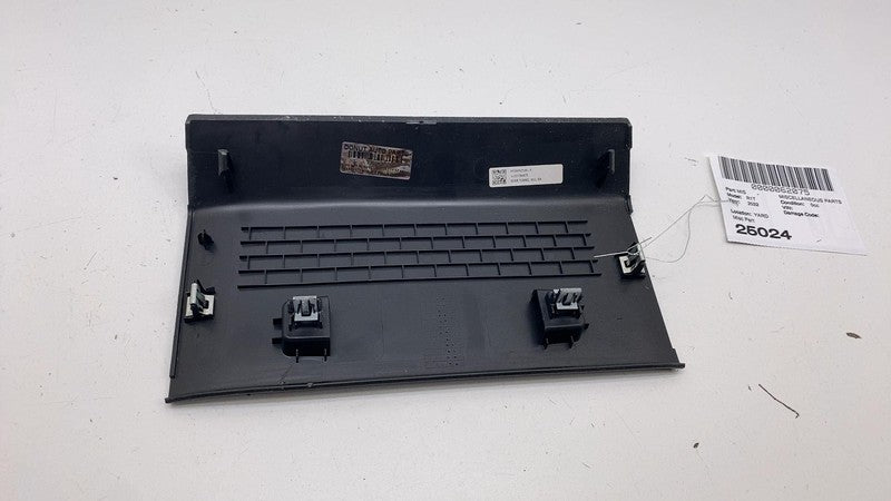 ⭕ 2022-2024 Rivian R1T Rear Right Gear Tunnel Sill Trim Scuff Plate PT00012128-F