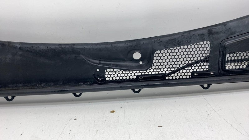 31694459 ⭕ 2021-2024 Polestar 2 Front Windshield Wiper Cowl Cover Panel Grille 31694459