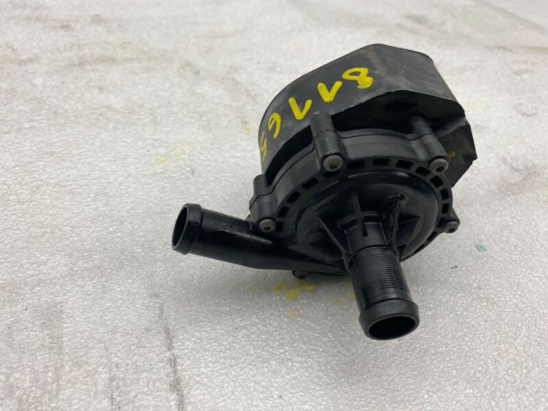 2016-2020 Tesla Model S X Cooling System Auxiliary Water Coolant Pump FWD Assy