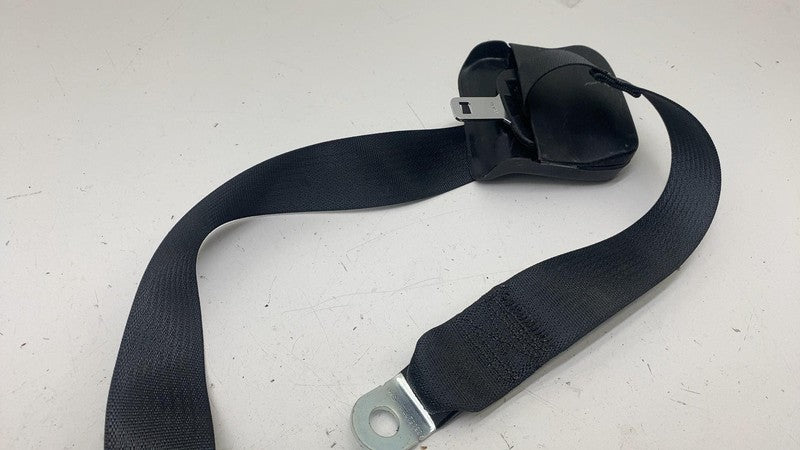 7AX82TX7AB ⭕ 2019-2025 Ram 1500 Rear Center Outer Seat Belt Retractor Black OEM 7AX82TX7AB