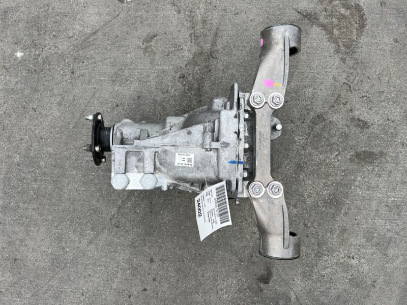 NA1J-39730 2019-2023 Mazda MX-5 Miata Rear Axle Differential Carrier w/ Mount Support A/T