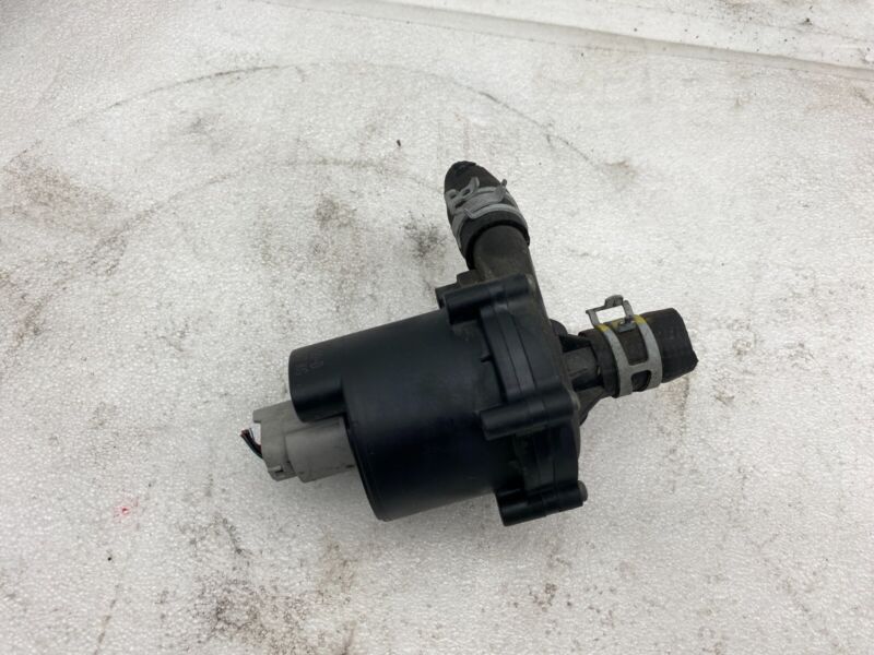 2016-2020 Tesla Model X Cooling System Auxiliary Water Coolant Pump System OEM