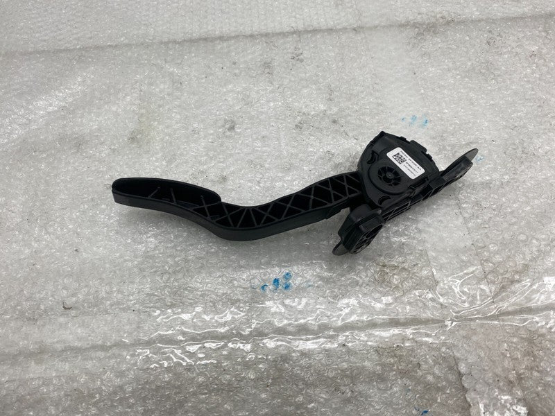 BE5C9F836AA ⭕ 2016-2020 Tesla Model S Accelerator Throttle Pedal Assembly BE5C 9F836-AA OEM