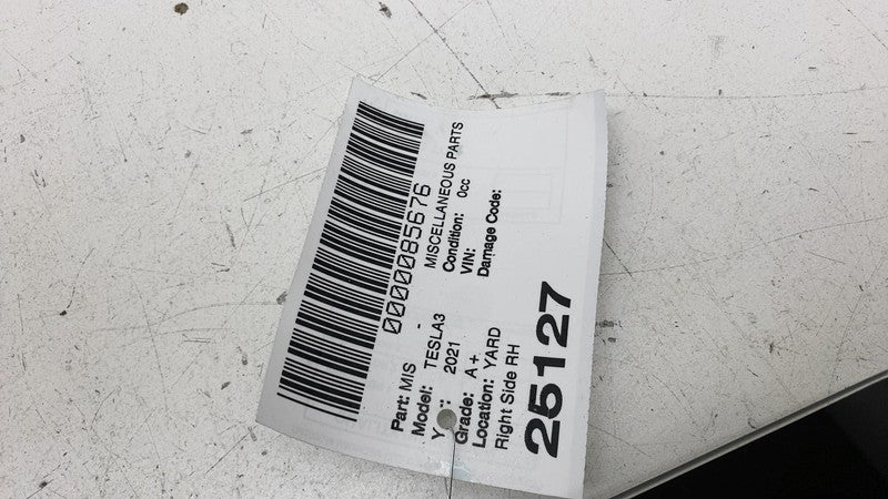 1100441-00-E ⭕17-23 Model 3 Right B-Pillar Applique Glass Trim Molding w/ Camera 1100441-00-E