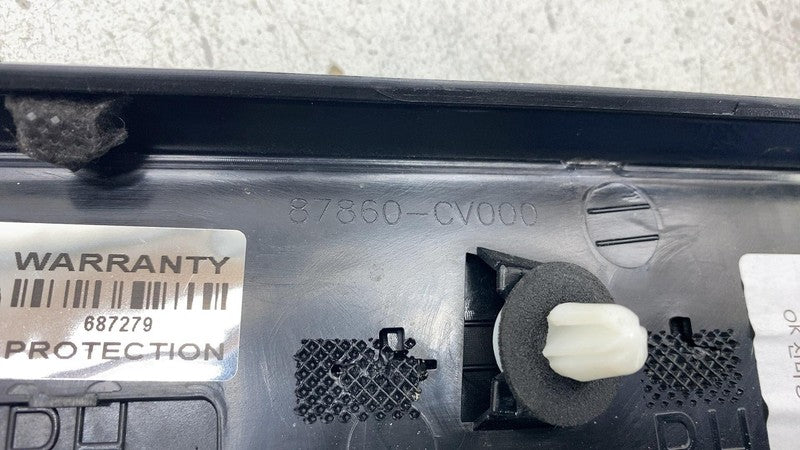 2022-2024 Kia EV6 Rear Passenger Side D-Pillar Quarter Panel Trim Mold