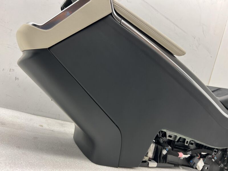 Does not apply 2021 2022 2023 Tesla Model S MS Plaid Center Console w/ Display Screen Assembly