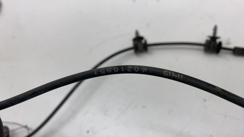 118876100A 2017-2023 Tesla Model 3 Y Front Left or Right Anti-Lock ABS Wheel Speed Sensor