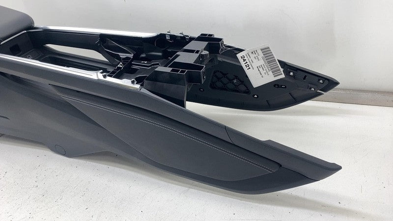 ⭕ 2021-2022 Audi E-Tron Quattro Front Center Console Assembly