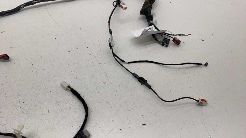 ⭕ 20-24 Model Y MY Rear Trunk Liftgate Harness w/ Antenna Amplifier 14