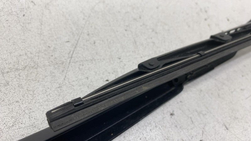 2022 2022 2024 Kia EV6 Front Passenger Side Windshield Wiper Arm & Blade Right