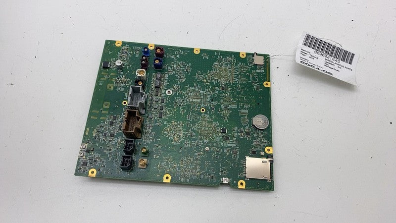 ⭕ 12-20 Tesla Model S Media Control Unit Motherboard Electronics 10554