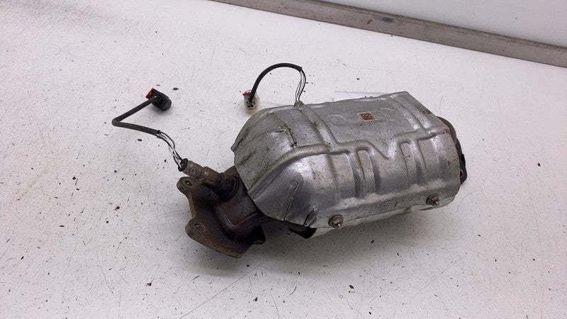 68365825AC ⭕ 2017-2024 Chrysler Pacifica Exhaust Manifold Assembly OEM 68365825AC