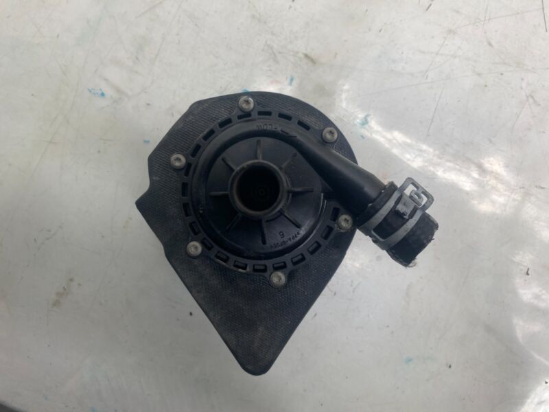 1067473-00-F 2012-2020 Tesla Model S Auxiliary Water Coolant Pump Foam Isolated Assembly OEM