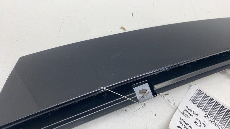 31672581 ⭕ 21-23 Polestar 2 Front Right Exterior B-Pillar Applique Trim Molding 31672581