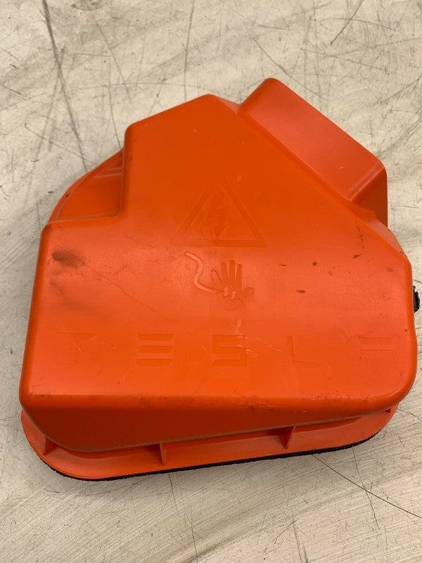 1095565 00 C ⭕17-22 Tesla Model 3 Charge Port System Inlet Close Out Panel Cover 1096326-00-C