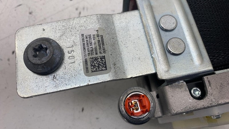 2012-2020 Tesla Model S Front Passenger Side 1st Row Seat Belt & Retra