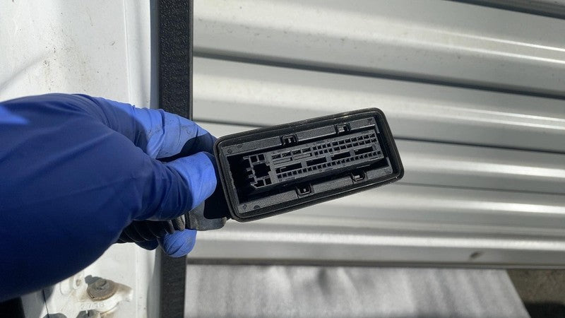 ⭕ 2014 Land Range Rover Sport Rear Driver Door Shell Panel Left White