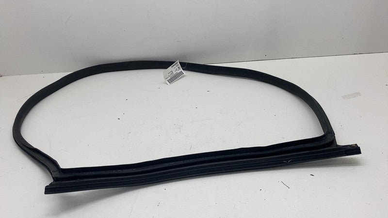 191098600E ⭕ 24-25 Model 3 Rear Right Primary Body Weatherstrip Rubber Seal RH 1910986-00-E