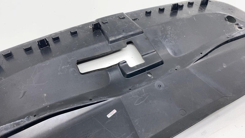 7P5 805 806 B 2011 2012 2013 2014 Porsche Cayenne Engine Bay Cover Panel Center Side Hood Lock