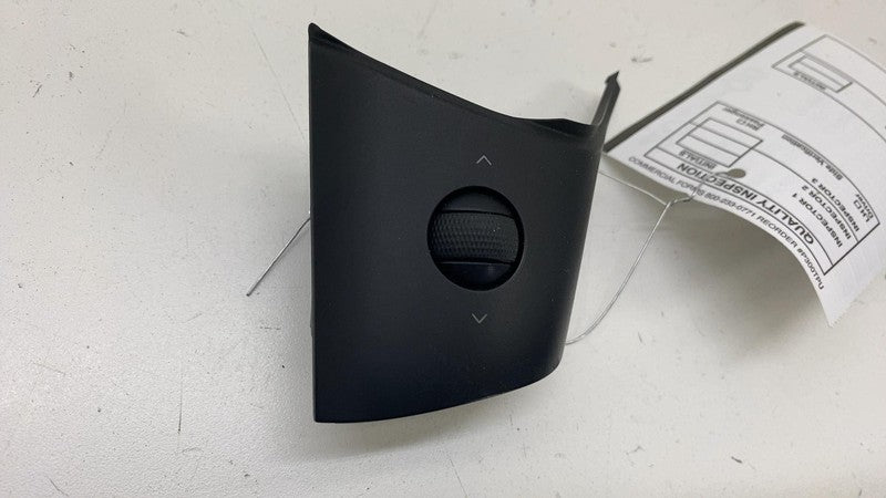 ⭕ 17-23 Tesla Model Y 3 Passenger Right Steering Wheel Ball Control 10