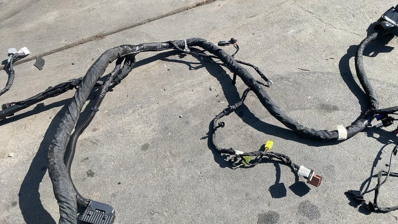 PT00876923-D ⭕ 2025 Rivian R1S Passenger Side Engine Wiring Harness Cable Wire Loom Left LH