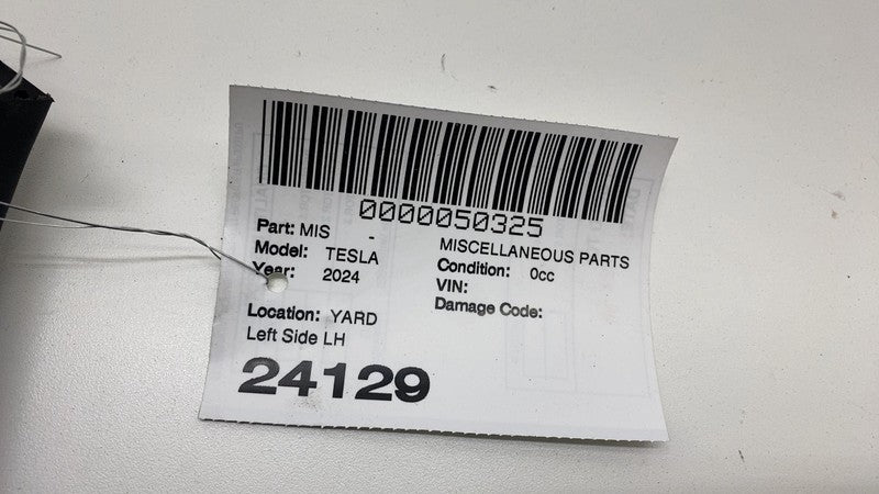 190550960B 2024 2025 Tesla Cybertruck Front Driver Side A-Pillar Trim Cover Left LH Assy