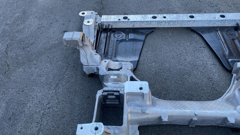 PT00613517-G ⭕ 2025 Rivian R1S Front Subframe Crossmember Undercarriage K-Frame PT00613517-G