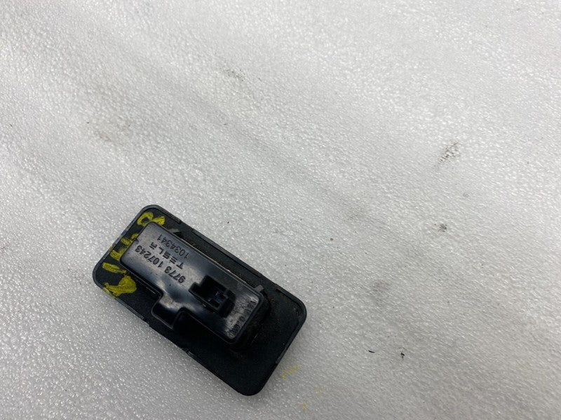 1034341-00-B ⭕ 12-23 Model S X Rear Bumper Left = Right License Plate Lamp Light 1034341-00-B