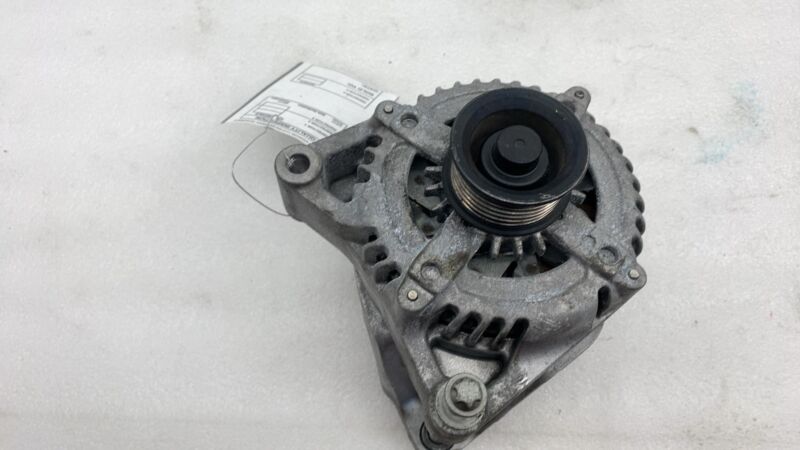 7640131 04 2014-2019 Mini Cooper BMW X1 X2 2.0L Denso 7640131-04 Alternator Assembly 20K