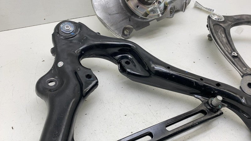 13549863 ⭕ 2025 Chevrolet Silverado 1500 Front Left Spindle Knuckle w/ Control Arm Links