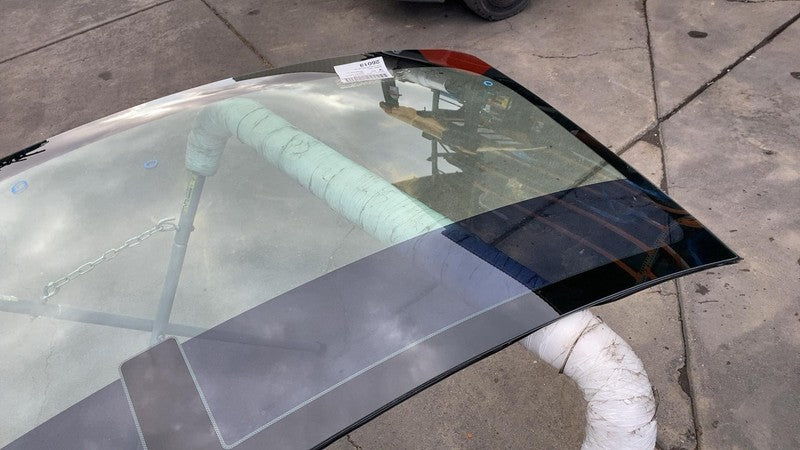 E9 43R-000495 ⭕ 2014 2015 2016 Chevy Silverado 1500 Front Windshield Glass E9 43R-000495