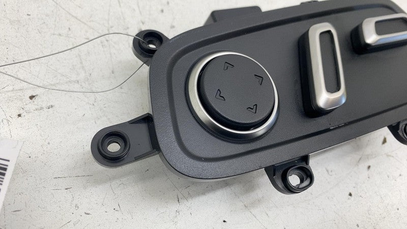 ⭕ 2025 Rivian R1S Front Left Seat Adjustment Control Switch LH OEM PT0