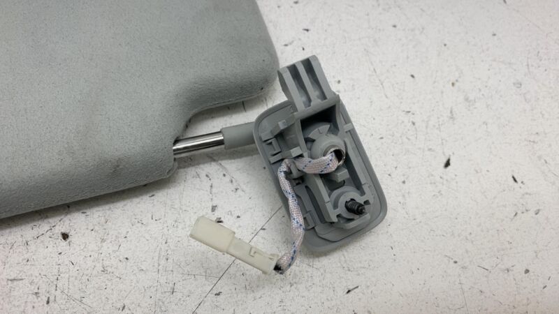 Does not apply ⭕ 2022-2024 Rivian R1T Front Passenger Side Windshield Sun Visor Sunvisor Right